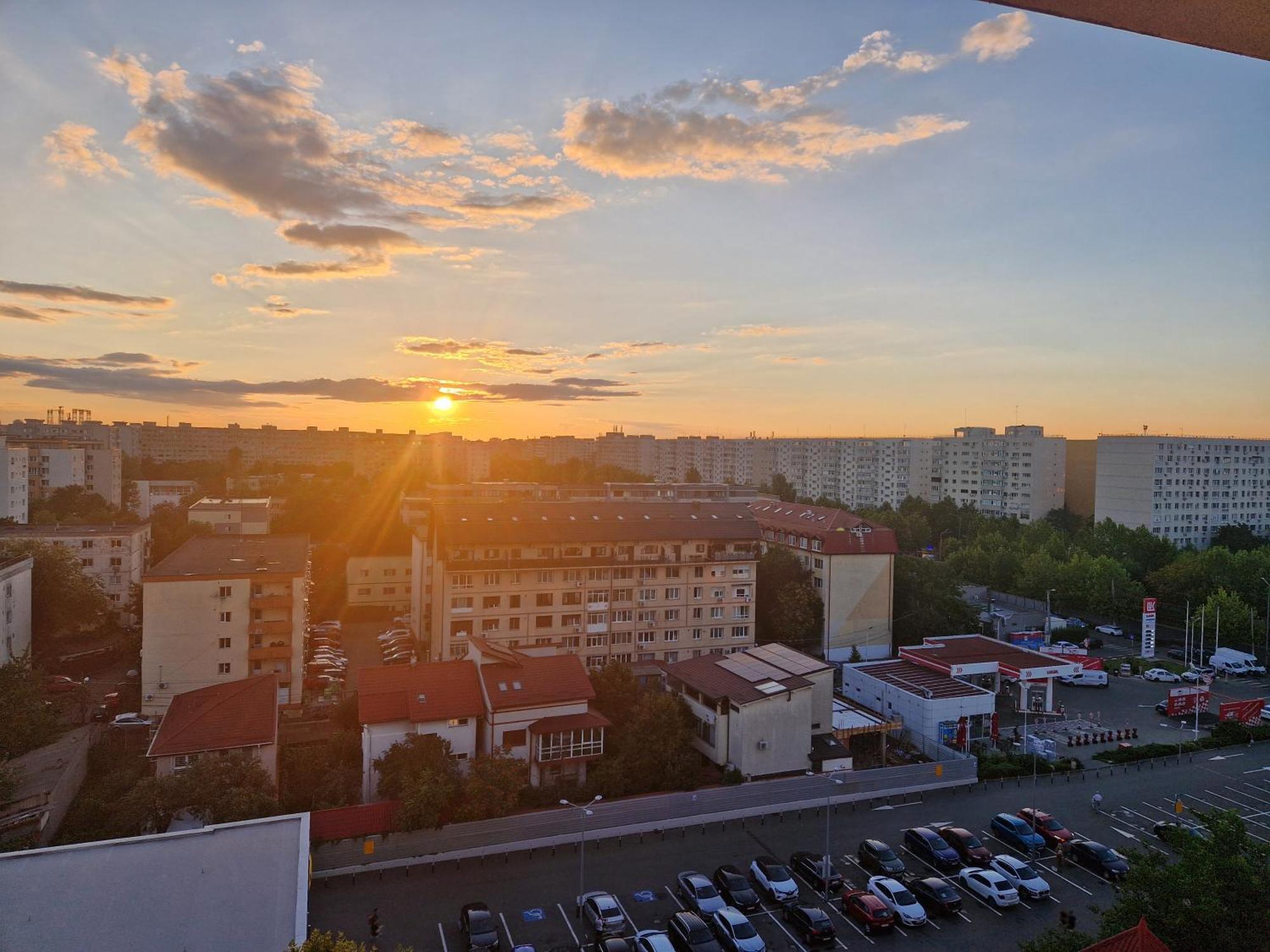 Irema Sunset View Studio Pallady Bukarest Exterior foto
